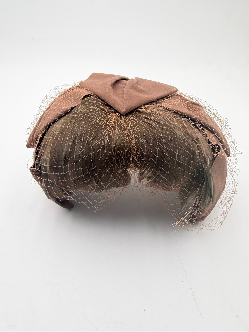 Vintage 1940s 50s Feather Cocktail Hat Velvet Bow Veil Union Made USA